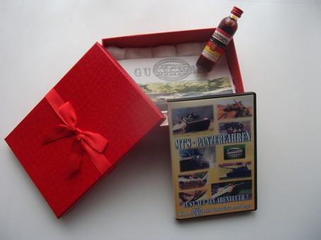 Geschenkbox Fanpaket - Rot